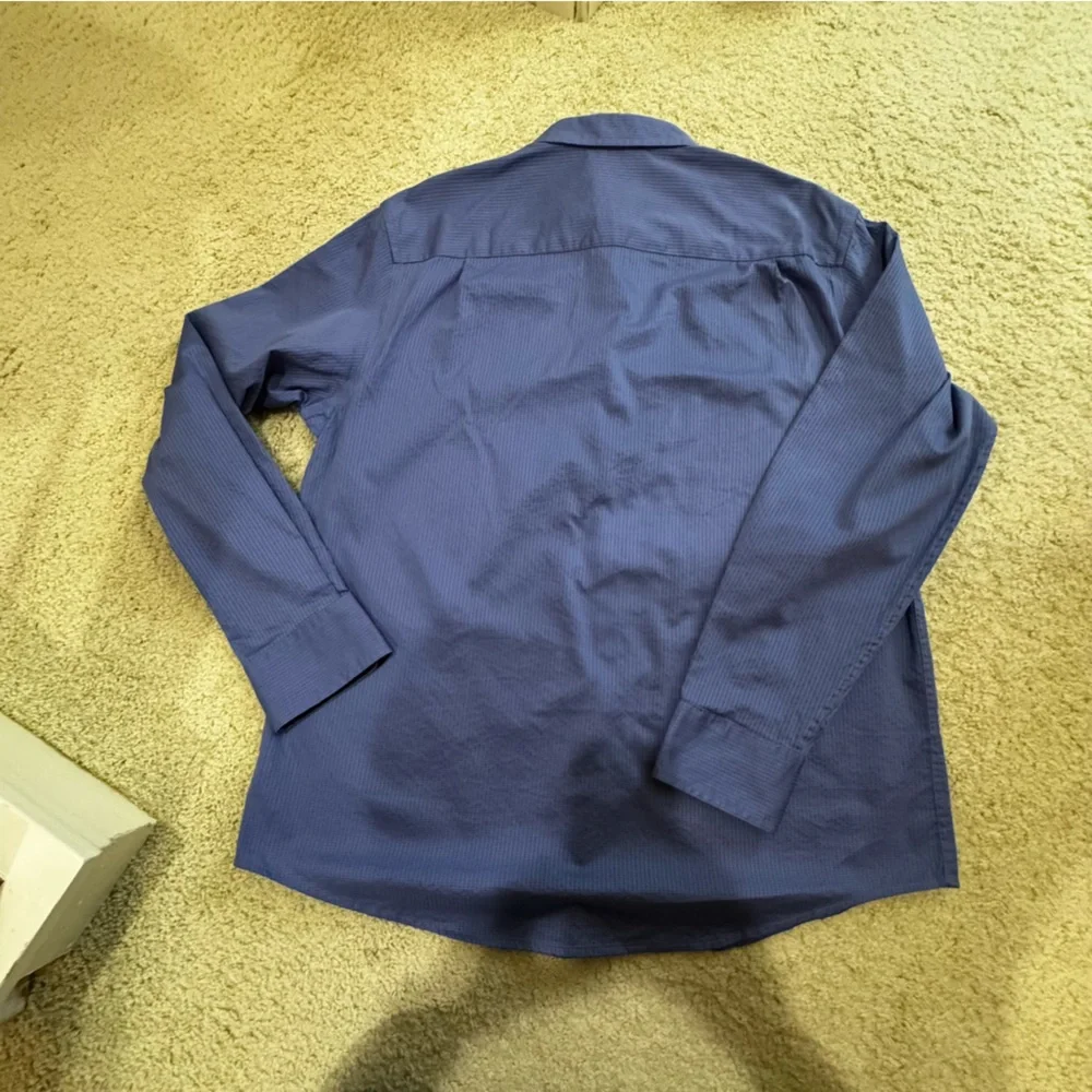 Pre-Loved Alfani Regular Fit Blue Button Down Long Sleeve Dress Shirt Size L
